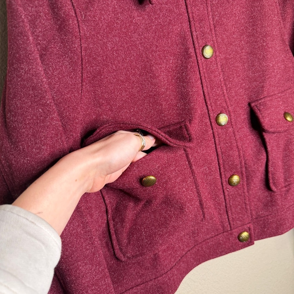 OGL CashSoft Point Collar Cargo Short Jacket – Plum Berry | Size L - Picture 5 of 7